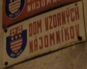 Kúpim tabuľku Dom vzorných nájomníkov