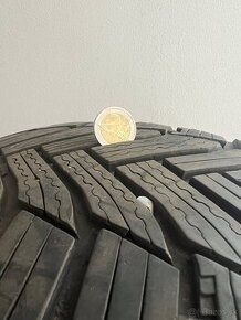 215/55R17.  Michelin alpin 6 4ks