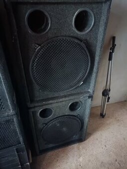 Reprobedne 15" bass