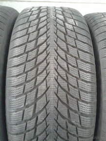 Zimna sada 235/45 R18 98V NOKIAN TYRES WR SNOWPROOF P