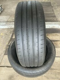 Na pneu 2 ks 235/60R18 viem aj prezuť