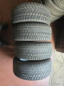 225/55R17 zimné pneu Dunlop