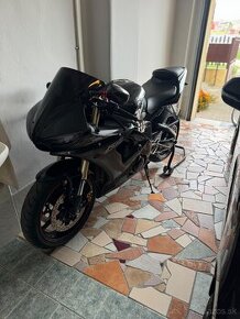 Yamaha r6