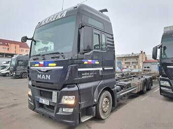 MAN TGX 24.440 + KRONE BOX 04 ZZ CARRIER