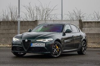 Alfa Romeo Giulia 2.0 Q4 Veloce AWD AT