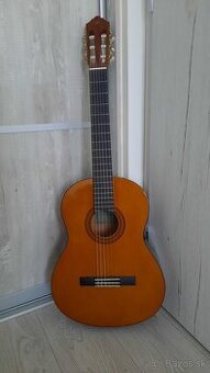 Gitara Yamaha C40