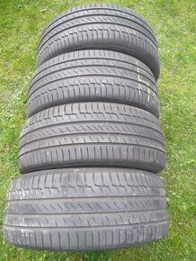 235/55 R 17 103 W XL letné. - 1