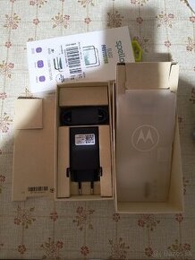 Predám Motorola Edge 40 Neo 256 GB čierny

