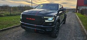 DODGE RAM LARAMIE 2020 CREW CAB 4X4 5.7 HEMI 401KM