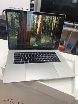 Apple MacBook Pro 15 256GB Silver