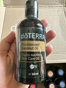 Kokosový olej doterra