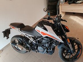 Predám KTM Duke 390 r.v 2022