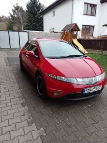 Honda Civic i-VTEC 1.8 benzín sport 103kW