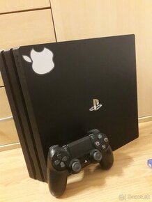 Predám PS4 pro 500GB SSD