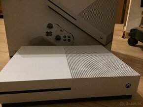 Predám plne funkčný Xbox one s 1tb