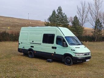 Obytne auto karavan Iveco Daily 35C15