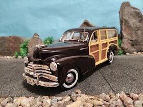 Prodám model 1:18 Chevrolet fleetmaster woody 1948