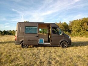 Campervan Nissan Interstar (Renault Master),legál. prestavba