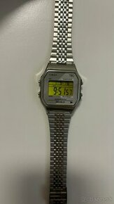 Hodinky Timex T80