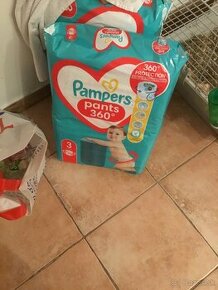 Pampers