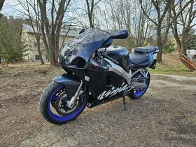 Kawasaki Ninja ZX7R r.v.1997