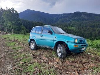 Nárazník + smerovky Nissan Terrano 2