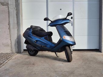 skúter Piaggio Hexagon LX