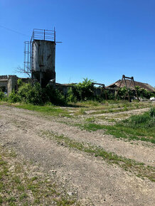 Silo na obilie. Žumpa