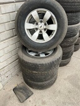 Pneu Matador 245/70 R16 + Alu disky org. Ford 6x139.7