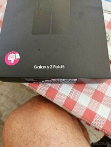 Samsung Zfold5 - 1