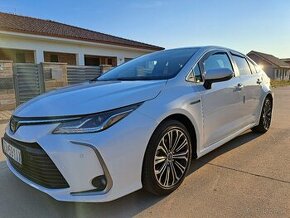 Toyota Corolla sedan 1.8 Hybrid Comfort Style Tech. 28000 km - 1