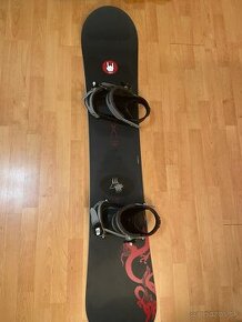 Snowboard F2 myst 153cm