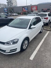 Volkswagen Golf VII