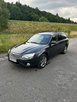 Subaru Outback 2.5i 121kw