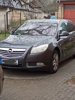 Opel Insignia 1.6t benzin - 1