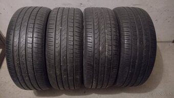 235/45R18