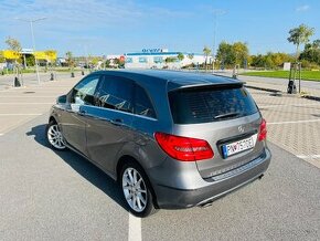 Mercedes B trieda 220 CDI BlueEFFICIENCY