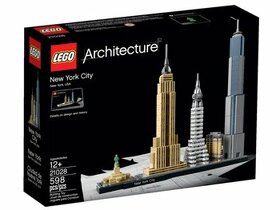 LEGO Architecture 21028 - New York City - 1