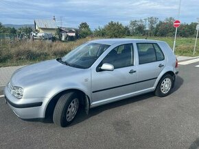 VW Golf 4 - 1