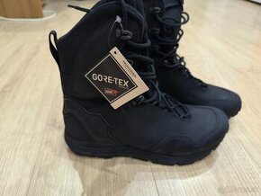 Topánky trekové vysoké - GORE-TEX Nové č.42