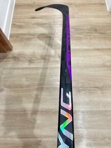 ✅ BAUER SYNC FIALOVÁ + MALÁ OPRAVA 175 CM - P28 - 95 FLEX ✅