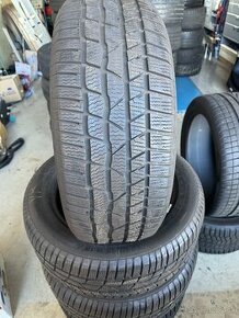 235/55R18 Continental