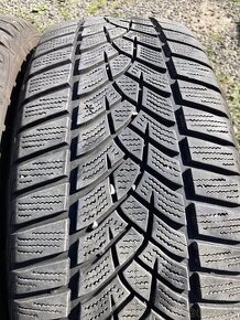 GoodYear zimné 205/55R17 - 1ks