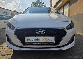 Hyundai i30 1.4FASTBACK-ZÁRUKA-NAVI-KAMERA