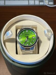 Nádherne zberatelske hodinky Seiko Alpinist  SPB435J1