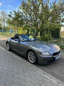 Predám cabrio BMW z4 2,5i 141kw e85 - 1