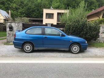 Seat cordoba 1,9 TDi coupe - 1