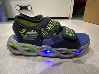 Blikajúce sandále Skechers