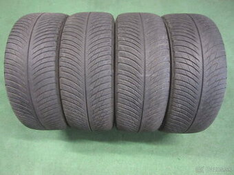 Zimné pneumatiky 245/45R18 MICHELIN