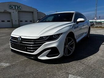 Arteon 2,0 TDI R-line Virtual 83.000km Matrix Top stav